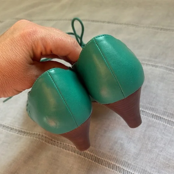 Chelsea Crew “Jo Jo” Teal Peep Toe Heels, Vintage Inspired. - Picture 5 of 12